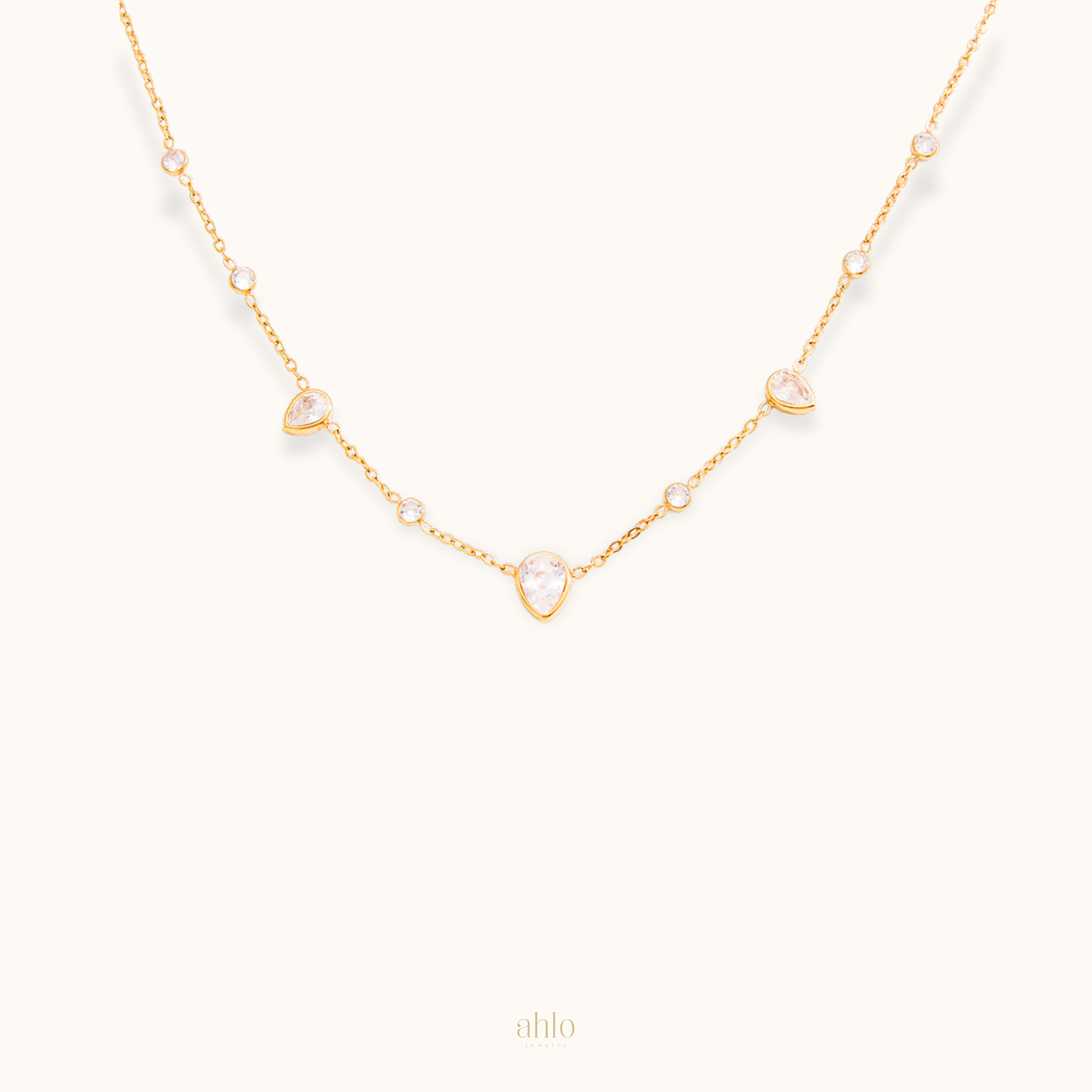 Goldene Tropfenkette