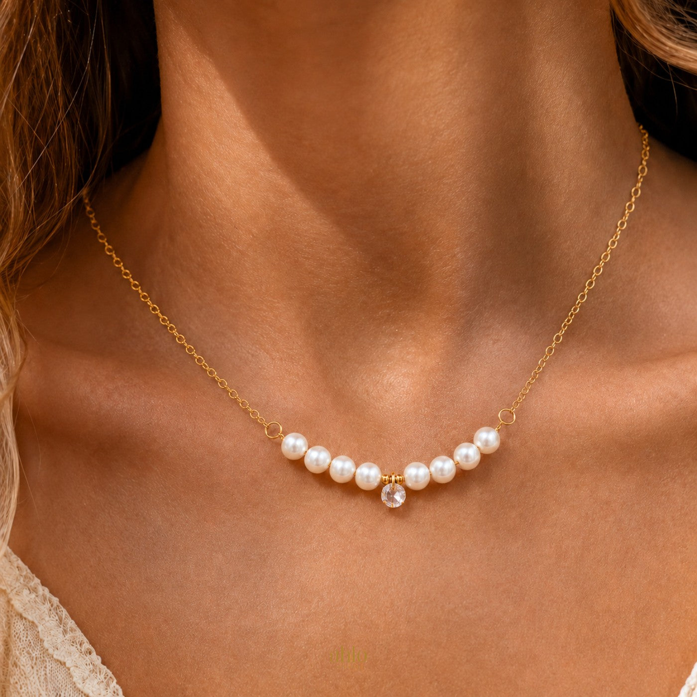 Halo Pearl Necklace