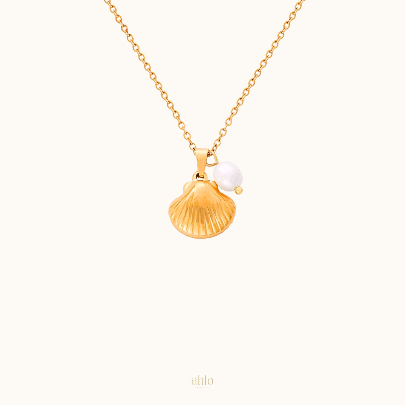 Shell &amp; Pearl Pendant Necklace